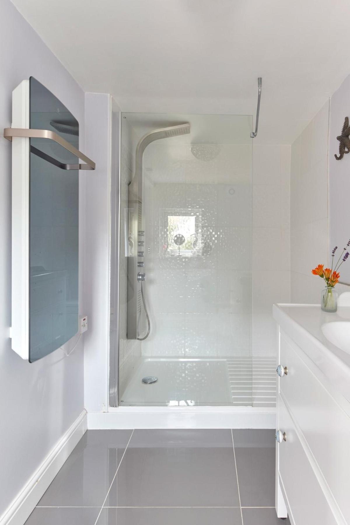 Spacious Coastal Cottage Close To Beach - Bailey Cottage Deal Buitenkant foto
