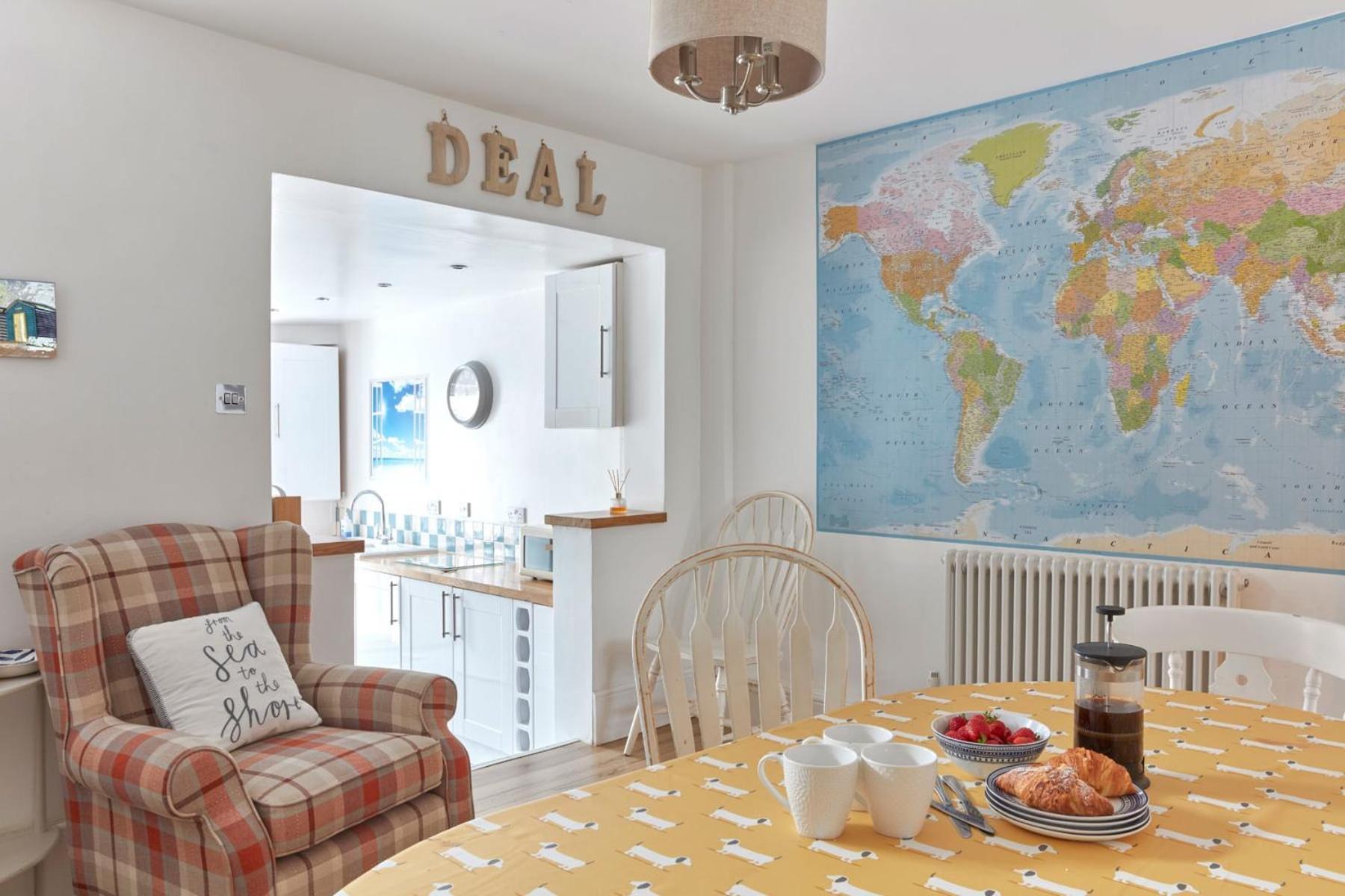 Spacious Coastal Cottage Close To Beach - Bailey Cottage Deal Buitenkant foto